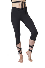 Load image into Gallery viewer, Black flexi Dancer Leggings
